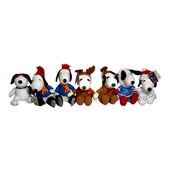 Vintage Snoopy Whitman's Plush Lot of 7 Winter Christmas Valentines Assorted - Picture 1 of 13